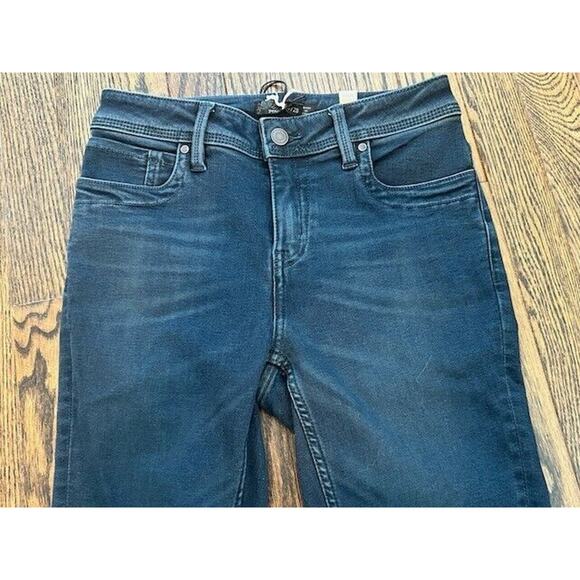 NWT Prana Soma Jeans Skinny Mid Rise Whisker Denim Stretch Tinted Blue Size 6 - Picture 3 of 9